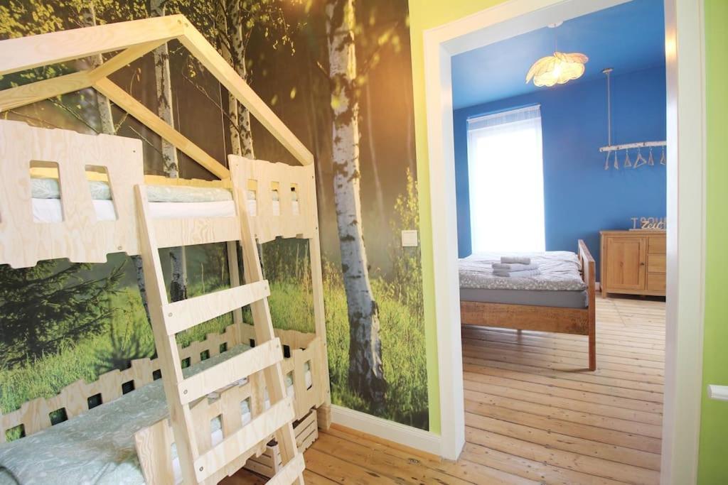 Secret Hideaways Wood Lodge Mit Kinderzimmer Messe L City L Flughafen L Hbf Duisburgo Exterior foto